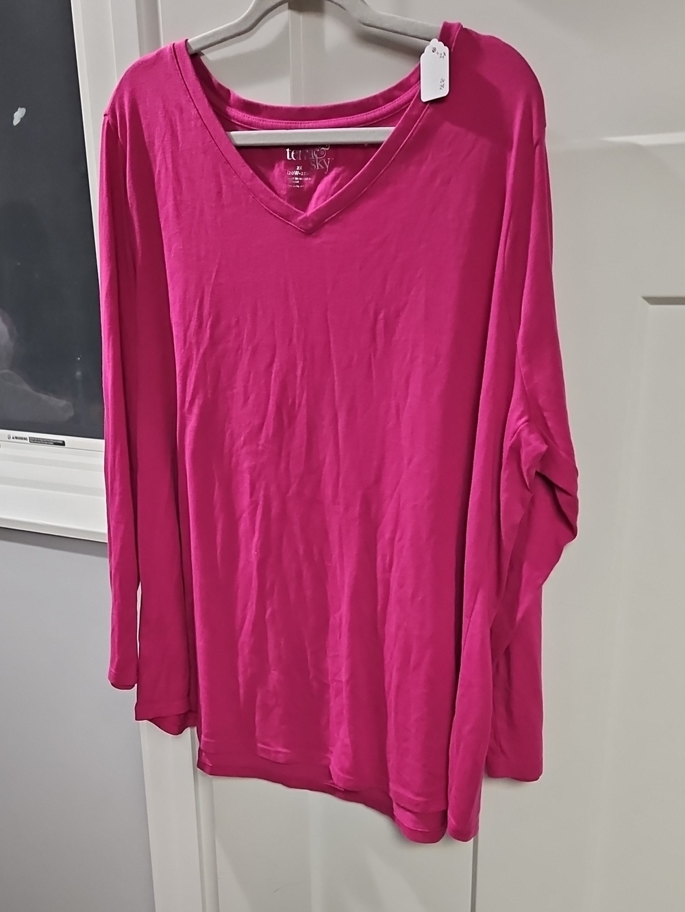Terra & Sky V-Neck Long Sleeve Top - Fuchsia